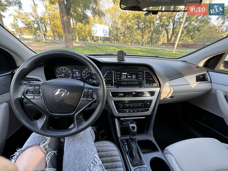 Hyundai-9