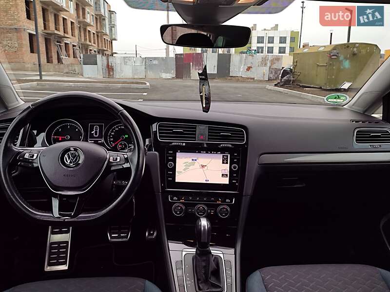 Volkswagen Golf 2019
