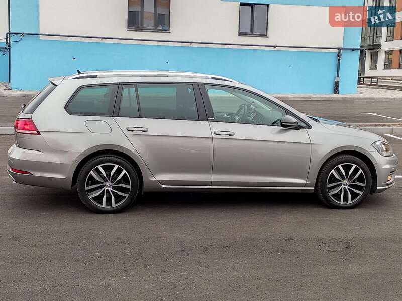 Volkswagen Golf 2019