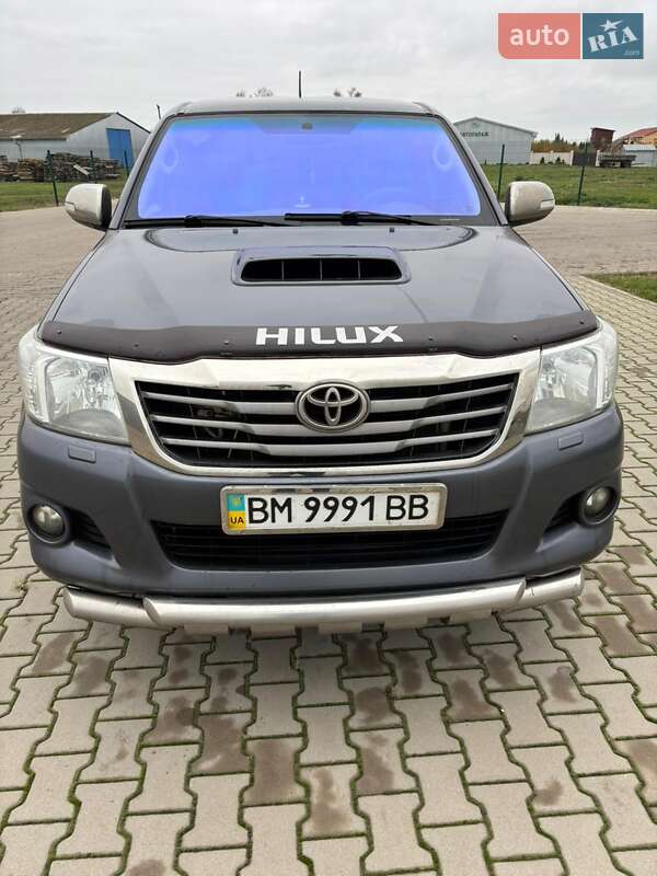 Toyota Hilux 2014