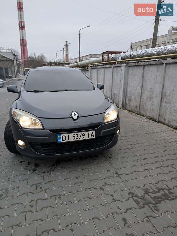 Renault-11