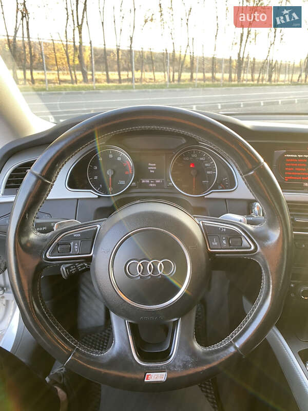 Audi-0