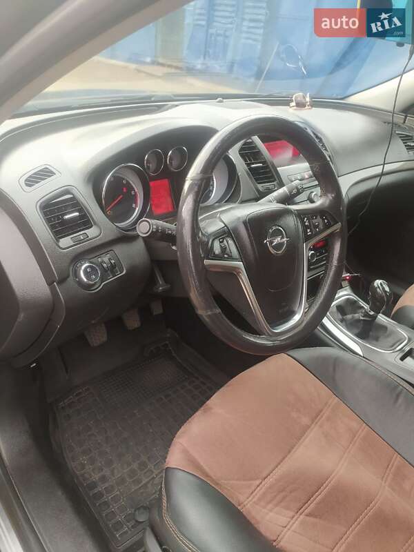 Opel Insignia 2013