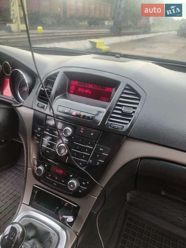 Opel Insignia 2013