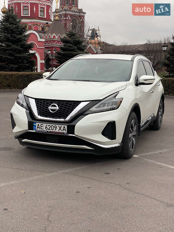 Nissan-5