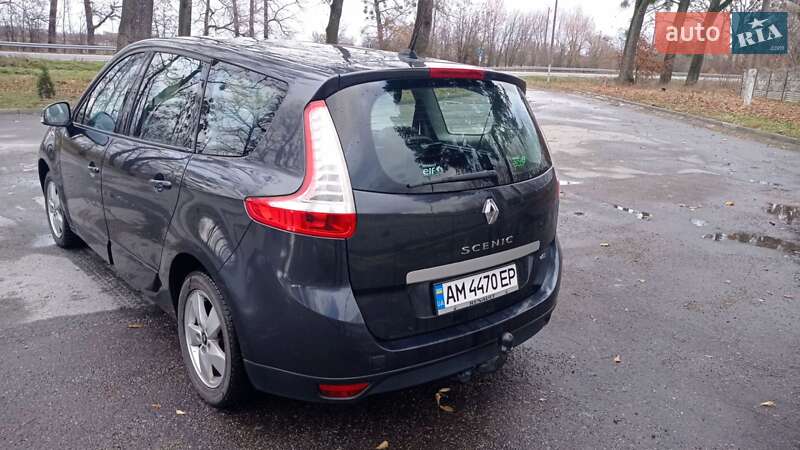 Renault Grand Scenic 2011