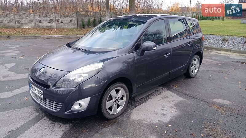 Renault Grand Scenic 2011