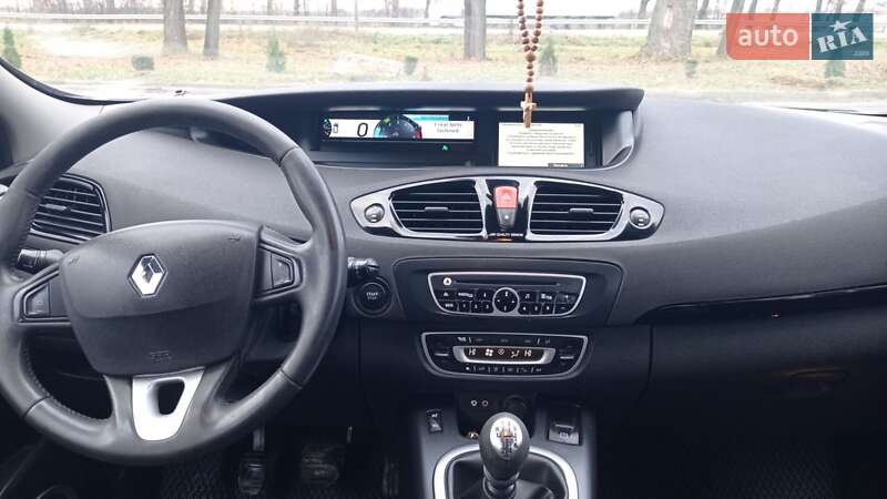 Renault Grand Scenic 2011
