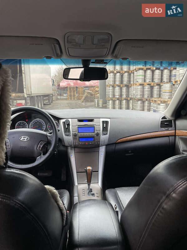 Hyundai-10