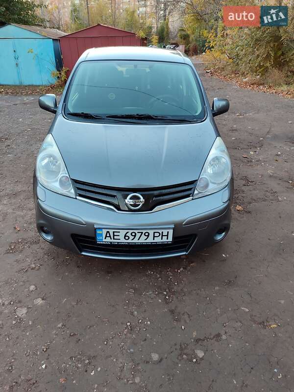 Nissan-6