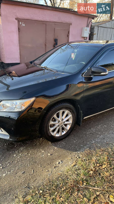 Toyota Camry 2011