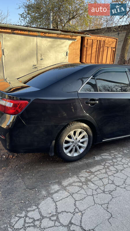 Toyota Camry 2011