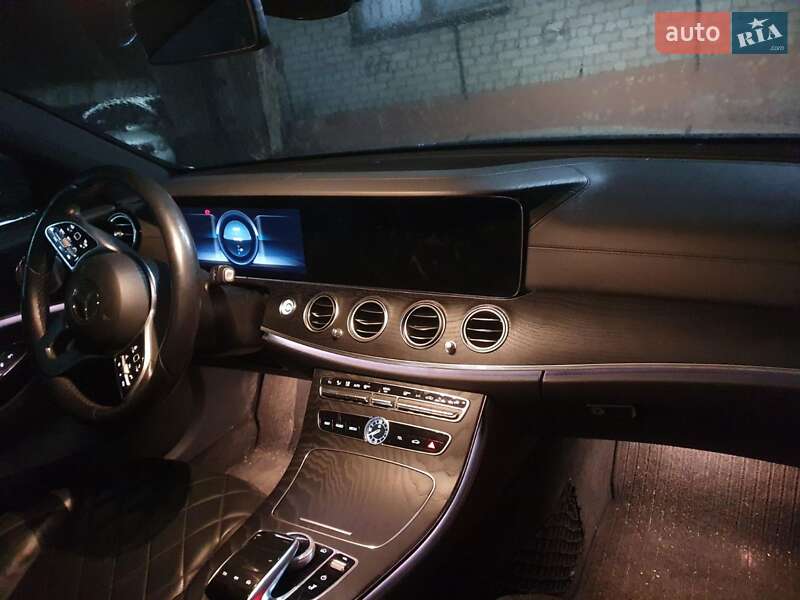 Mercedes-Benz E-Class 2018