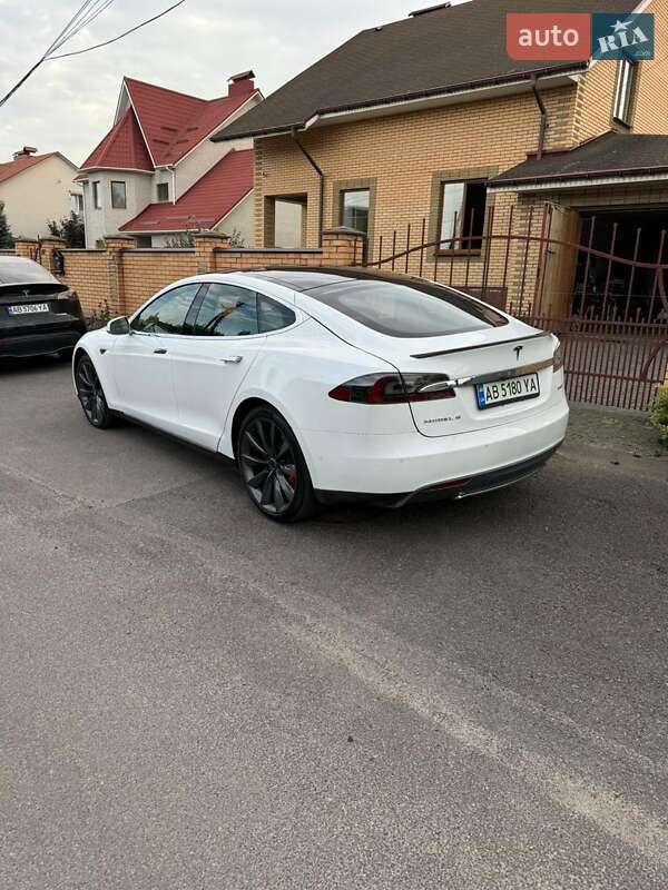Tesla-3