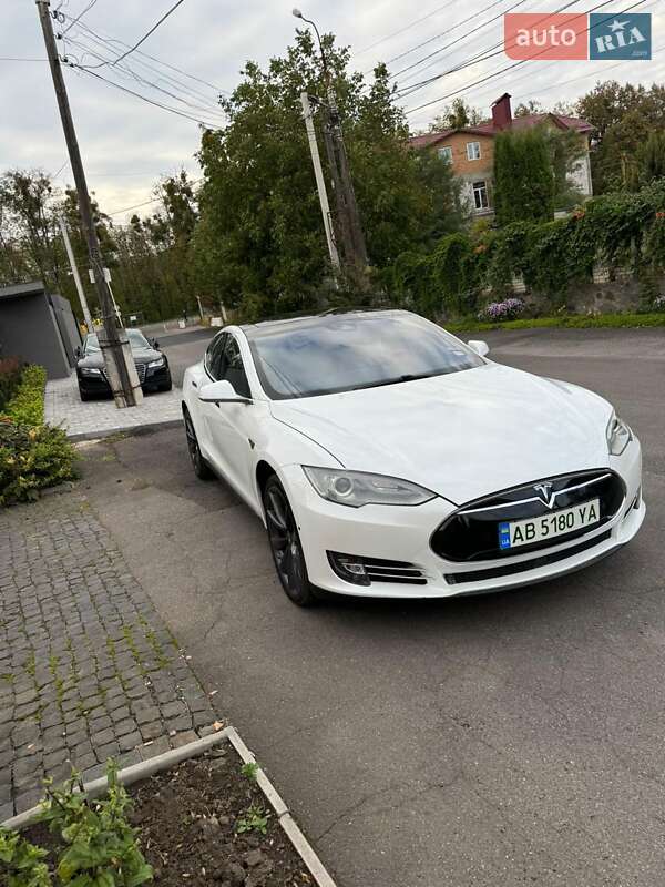 Tesla-19