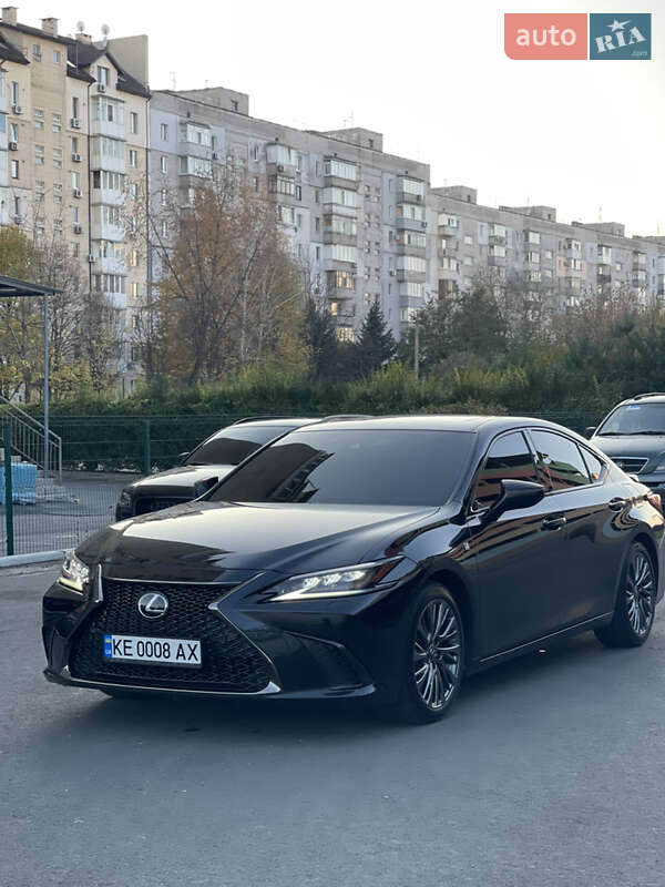 Lexus-31