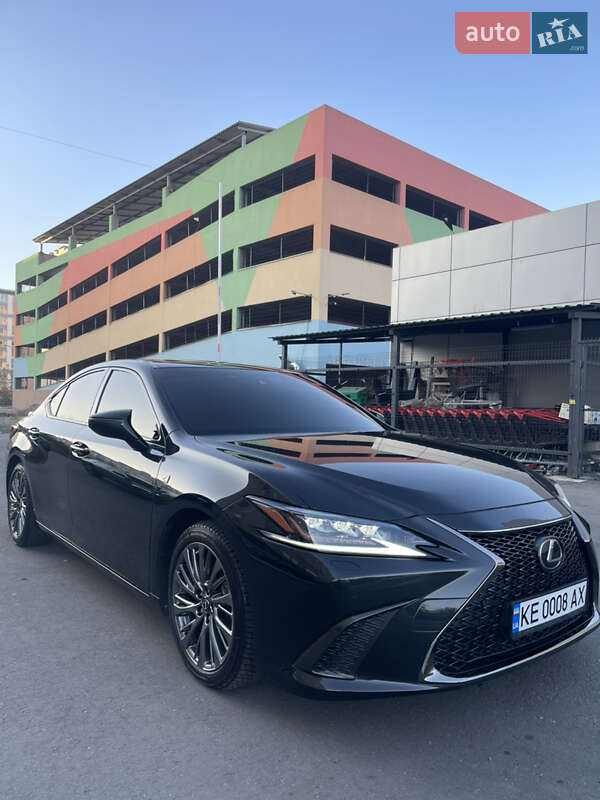 Lexus-2