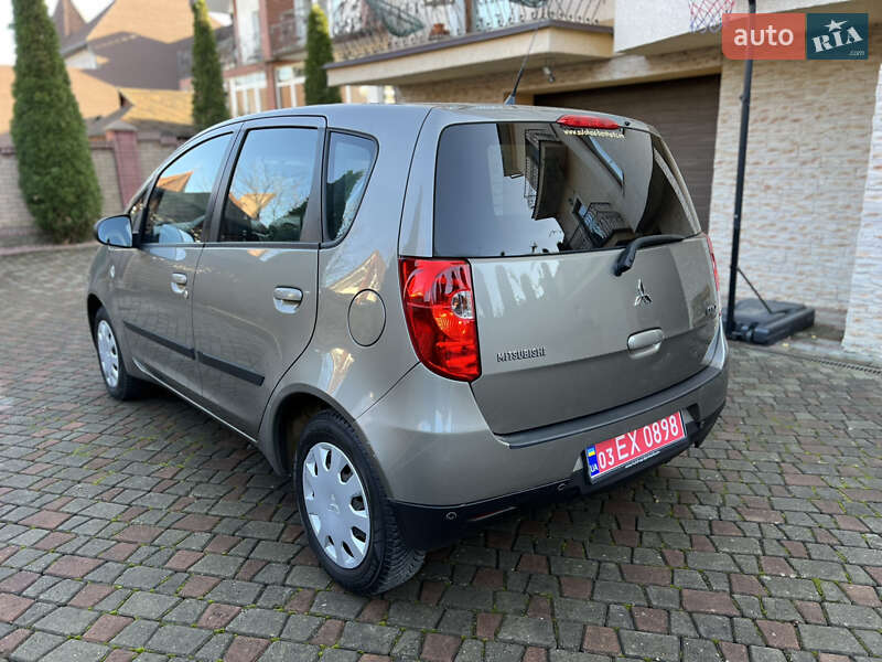 Mitsubishi Colt 2009