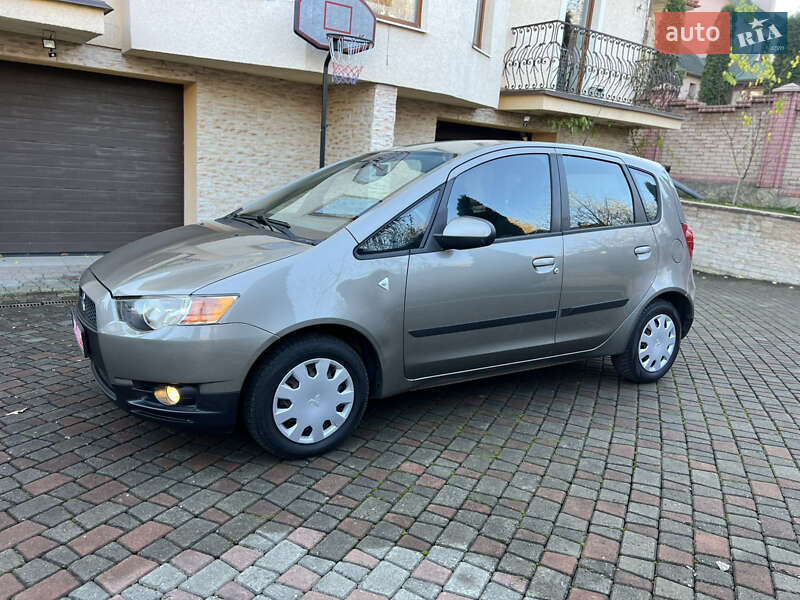 Mitsubishi Colt 2009