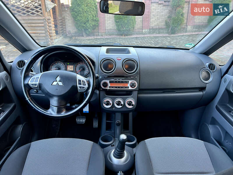 Mitsubishi Colt 2009