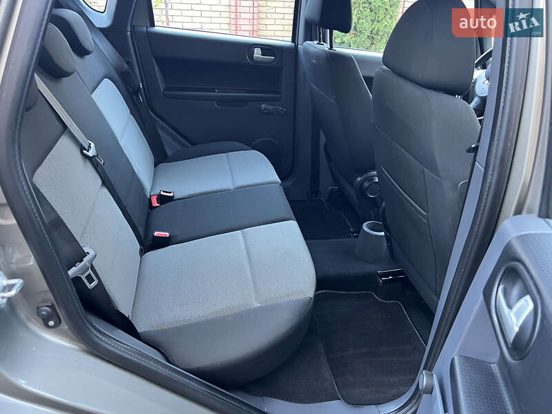 Mitsubishi Colt 2009