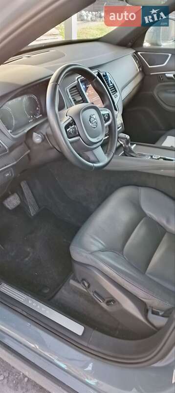 Volvo-32