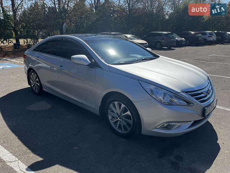 Hyundai Sonata 2014