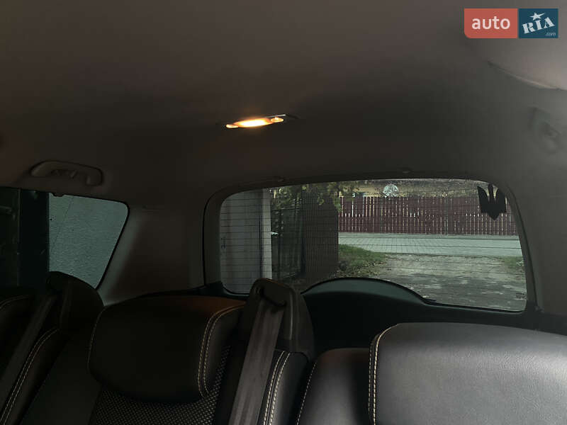 Renault Grand Espace 2011