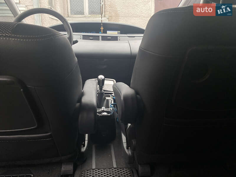 Renault Grand Espace 2011