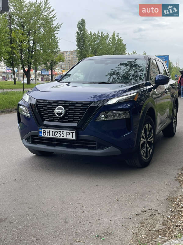 Nissan-13