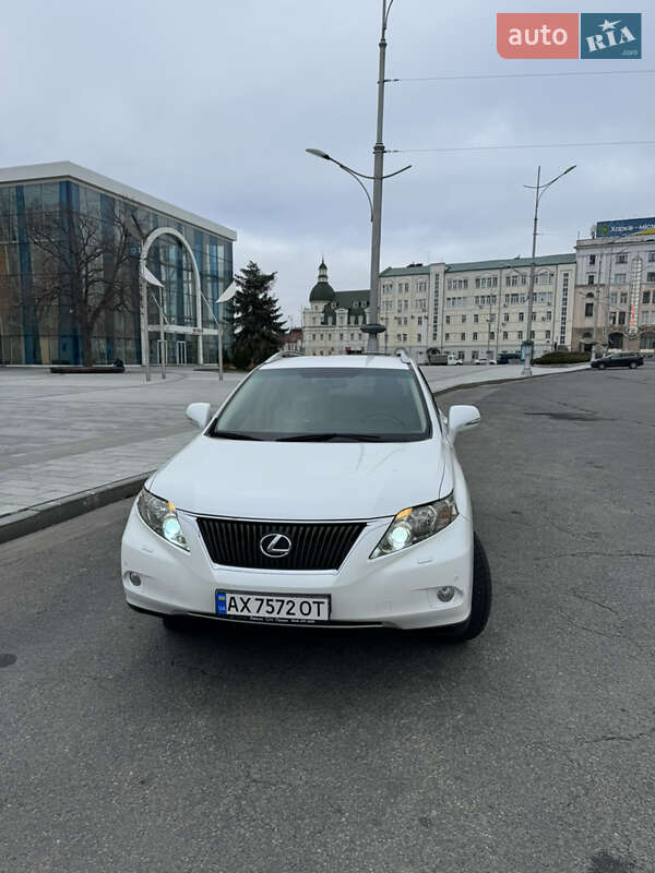 Lexus-3