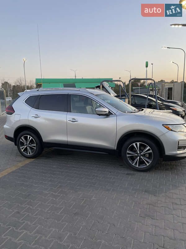 Nissan-6