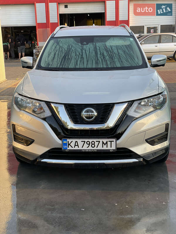 Nissan-20