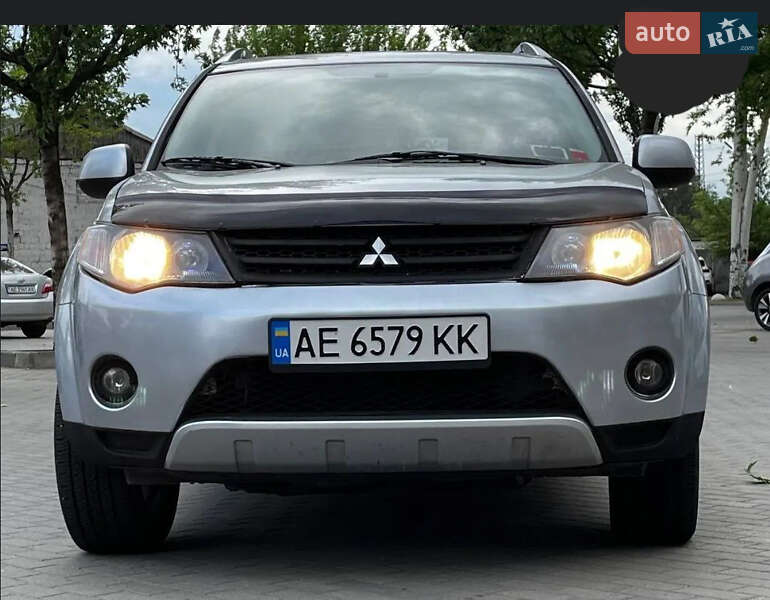 Mitsubishi-7
