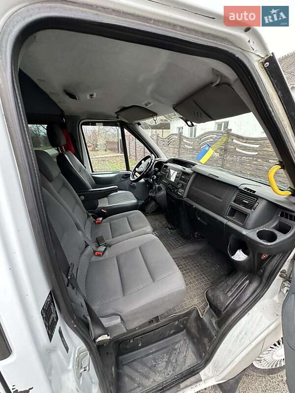 Ford Transit Custom 2011