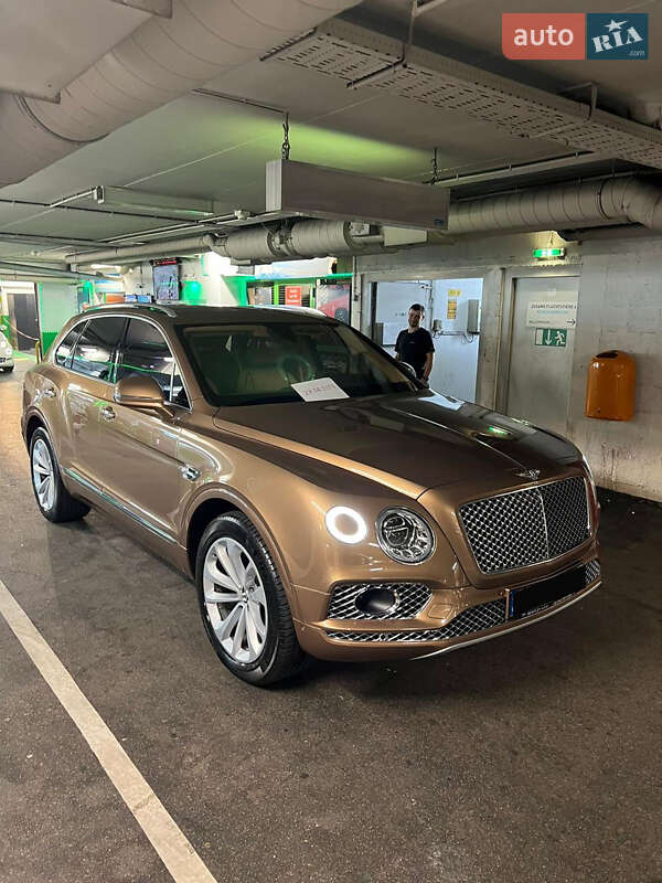 Bentley Bentayga 2016
