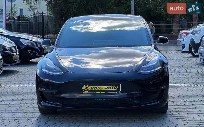 Tesla Model 3 2019