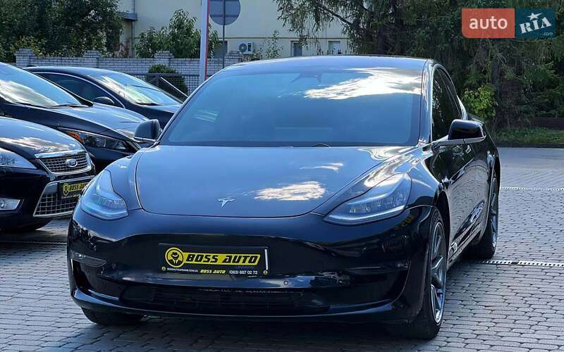 Tesla Model 3 2019