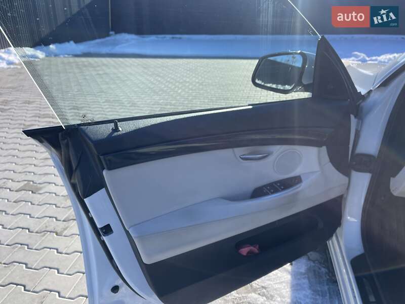 BMW 5 Series GT 2010