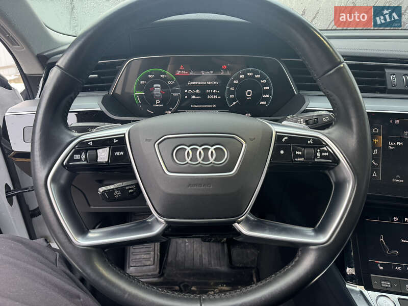 Audi-2
