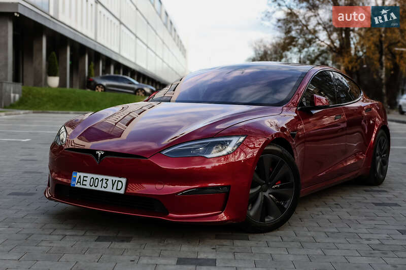 Tesla-5