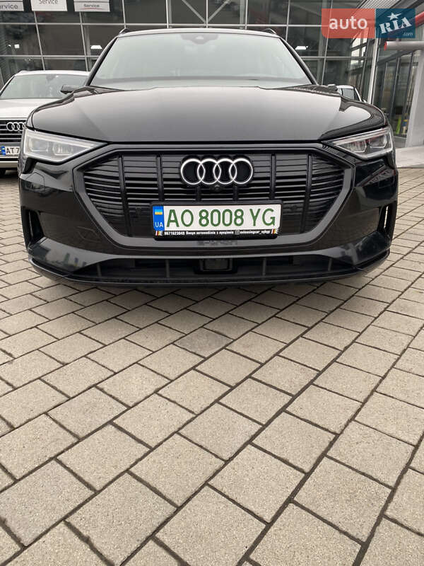 Audi e-tron 2019