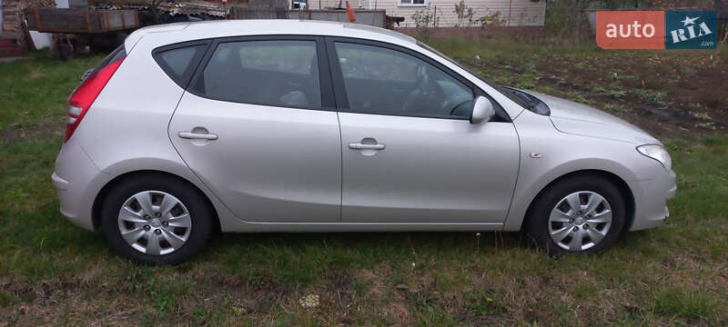 Hyundai i30 2007