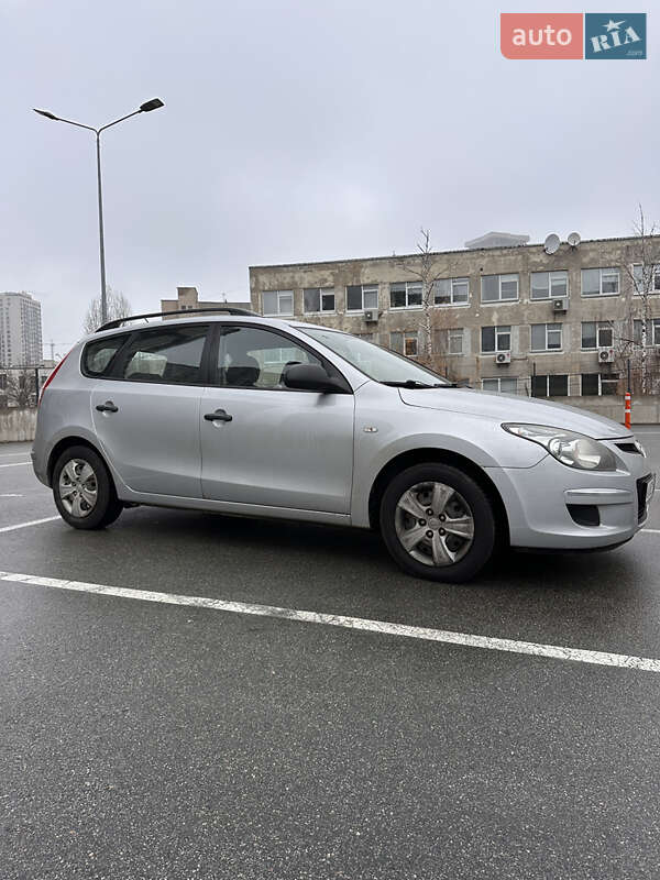 Hyundai-33