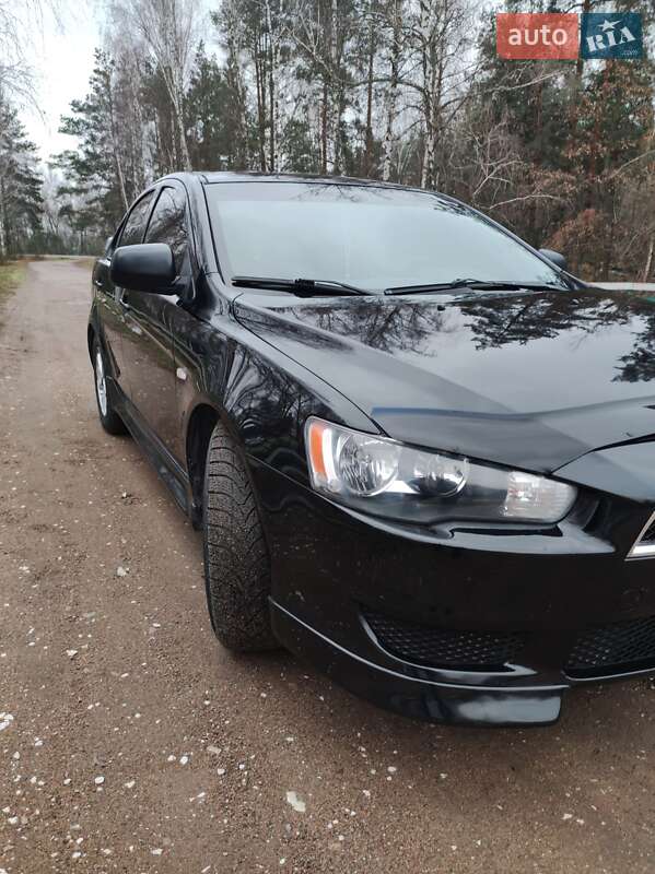 Mitsubishi Lancer 2011