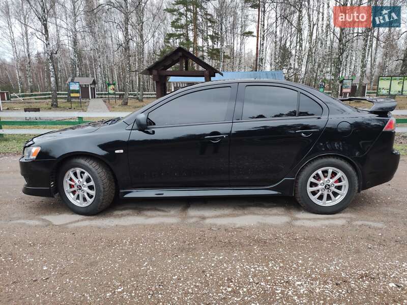 Mitsubishi Lancer 2011
