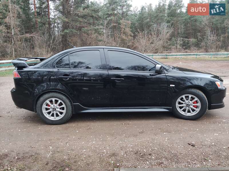 Mitsubishi Lancer 2011