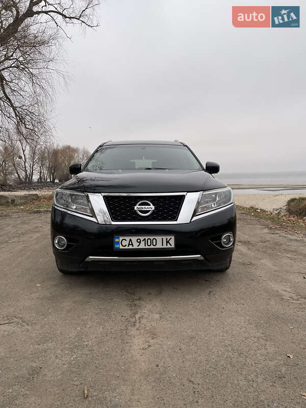 Nissan Pathfinder 2014