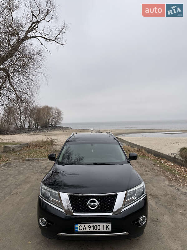 Nissan Pathfinder 2014