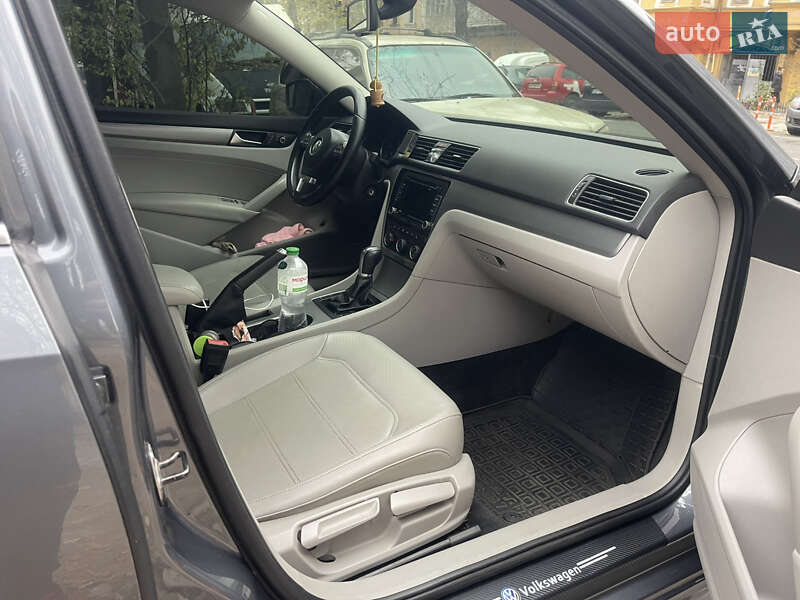 Volkswagen Passat 2014